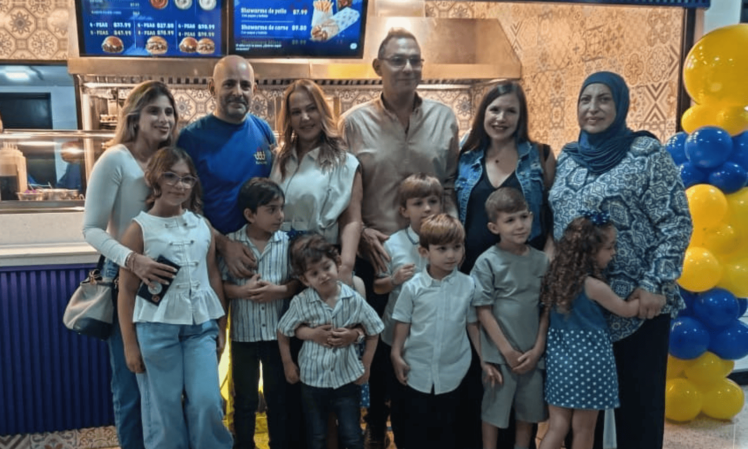 Shawarmari te espera con los mejores shawarmas al grill en el C.C. Las Américas - Imagen 1